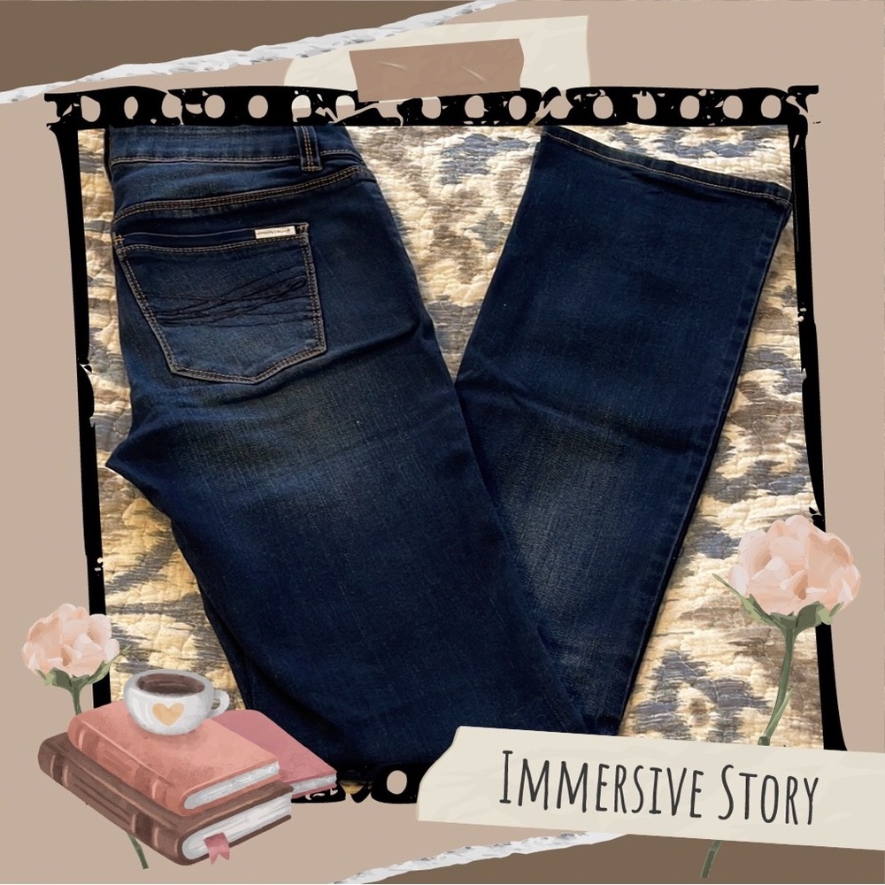 💕Beautiful Dark Blue White House Black Market Bootcut Denim Fall Color💕